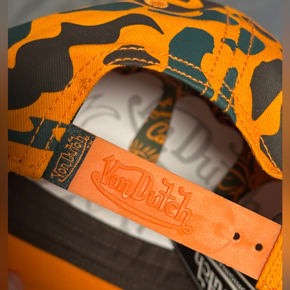 Von Dutch Orange and Black Leopard Cap New - Picture 4 of 5